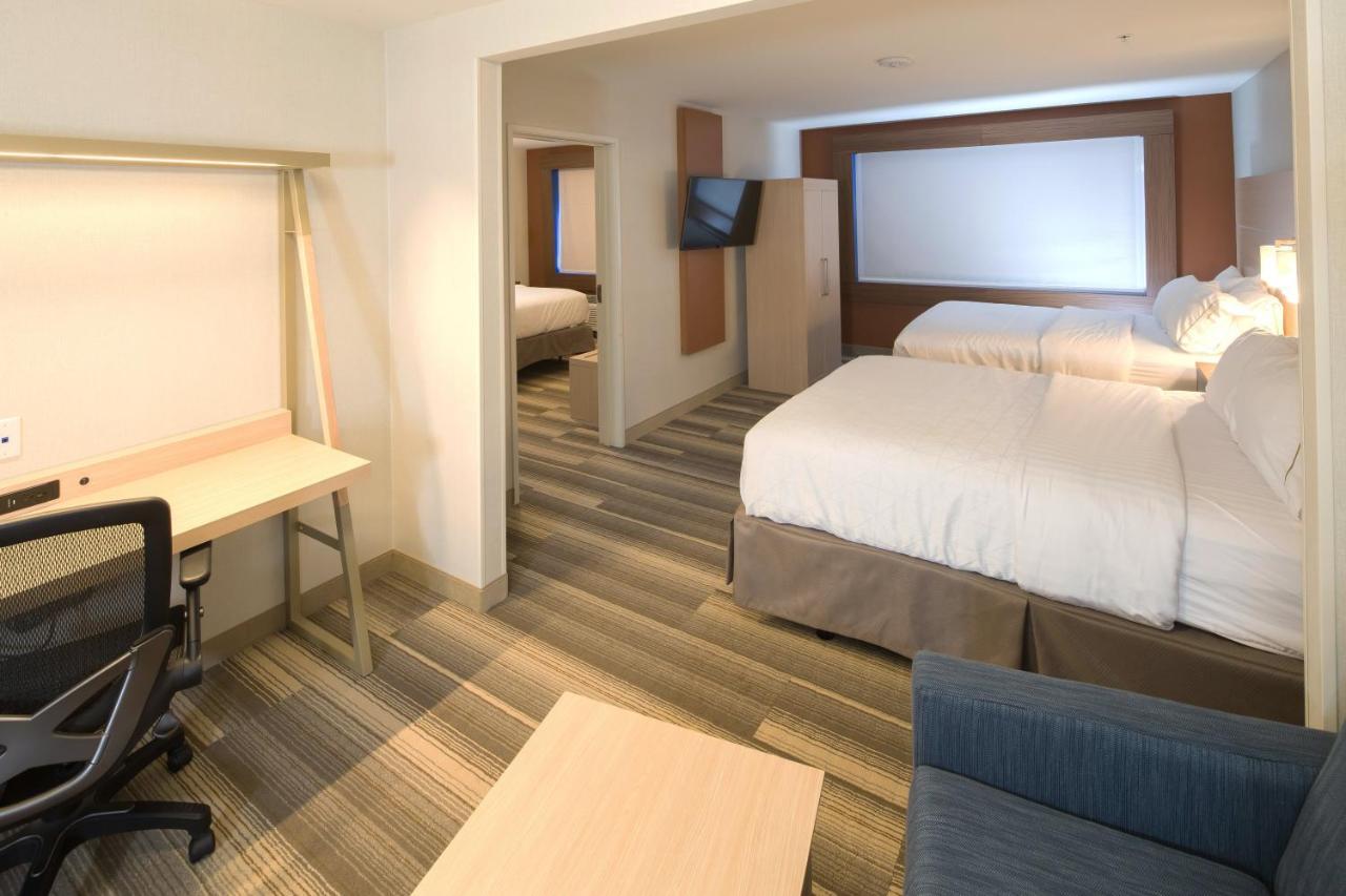 Express & By Ihg 3*