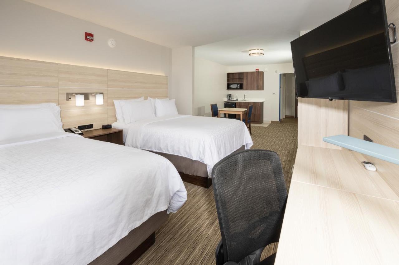 Express & By Ihg Hotel La Porte