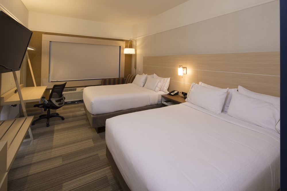 Hotel Express & By Ihg